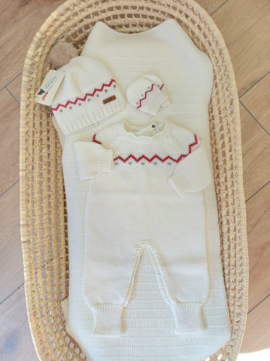 Cappellino e muffole